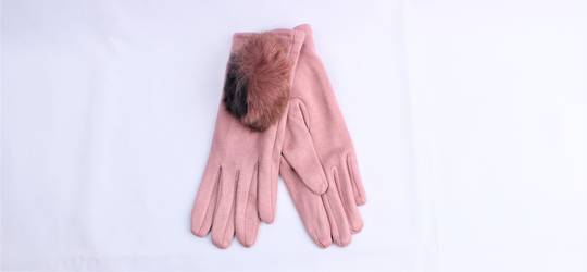 Shackelford faux H glove with large fur pompom pink Style; S/LK4954PNK
